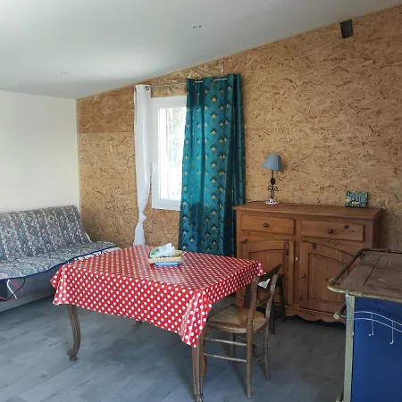 Rural A Deux Pas De La Rn102/88 Et Du Puy En Velay Apartamento